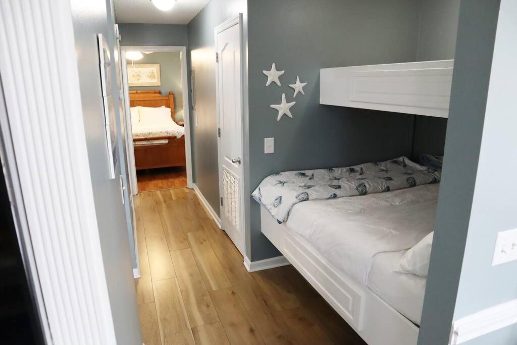 Lazy Palm 4 Pools Short Walk To Beach! Sleeps 5! Panama City Beach Eksteriør billede