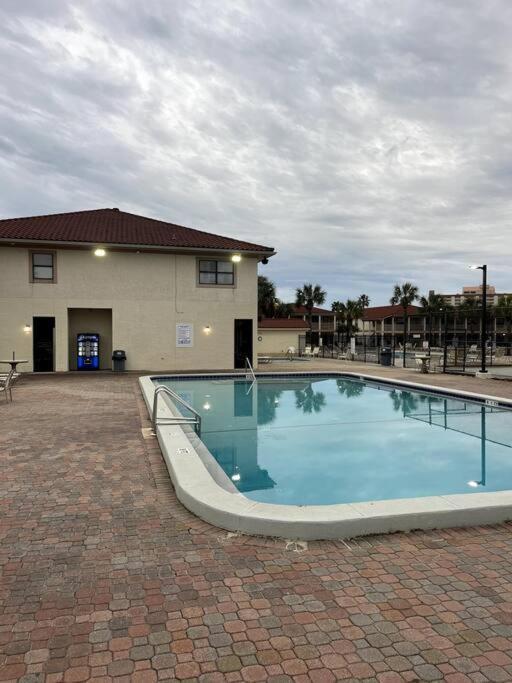 Lazy Palm 4 Pools Short Walk To Beach! Sleeps 5! Panama City Beach Eksteriør billede