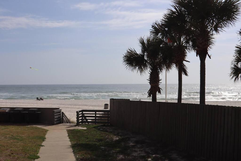 Lazy Palm 4 Pools Short Walk To Beach! Sleeps 5! Panama City Beach Eksteriør billede
